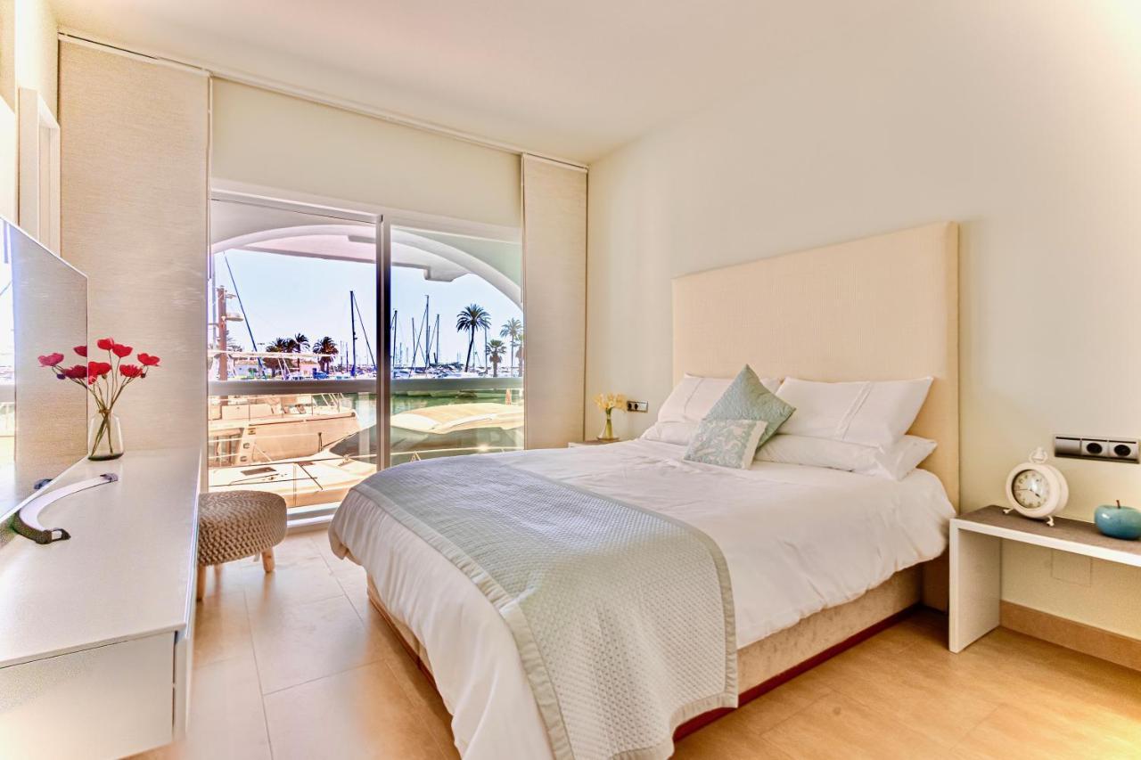 Puerto Marina Apartment Benalmadena Bagian luar foto
