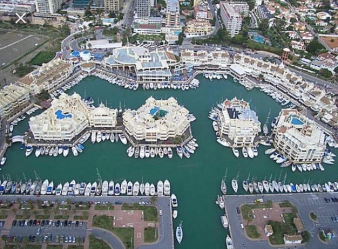 Puerto Marina Apartment Benalmadena Bagian luar foto