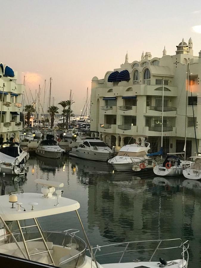Puerto Marina Apartment Benalmadena Bagian luar foto
